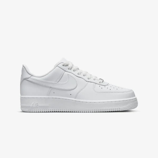 Nike Air Force - White