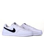Nike SB Dunk Low - White and Black - Image 5