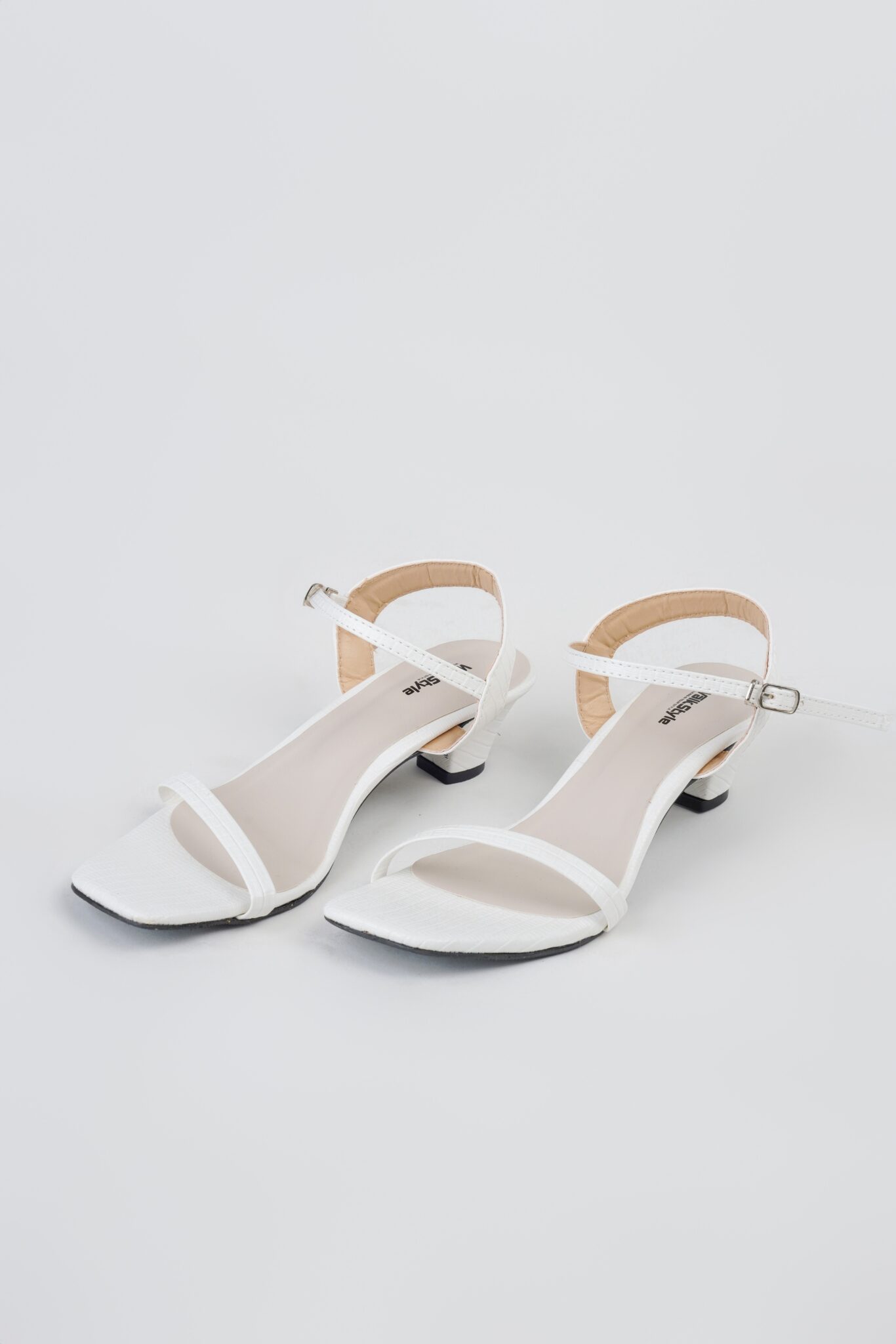 WS 107 - White - Image 2