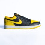 NIKE Air Jorden One Black & Yellow