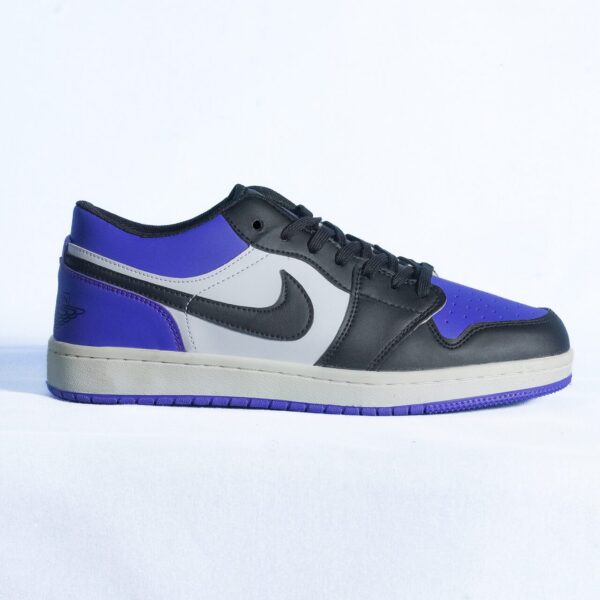 NIKE Air Jorden One Purple